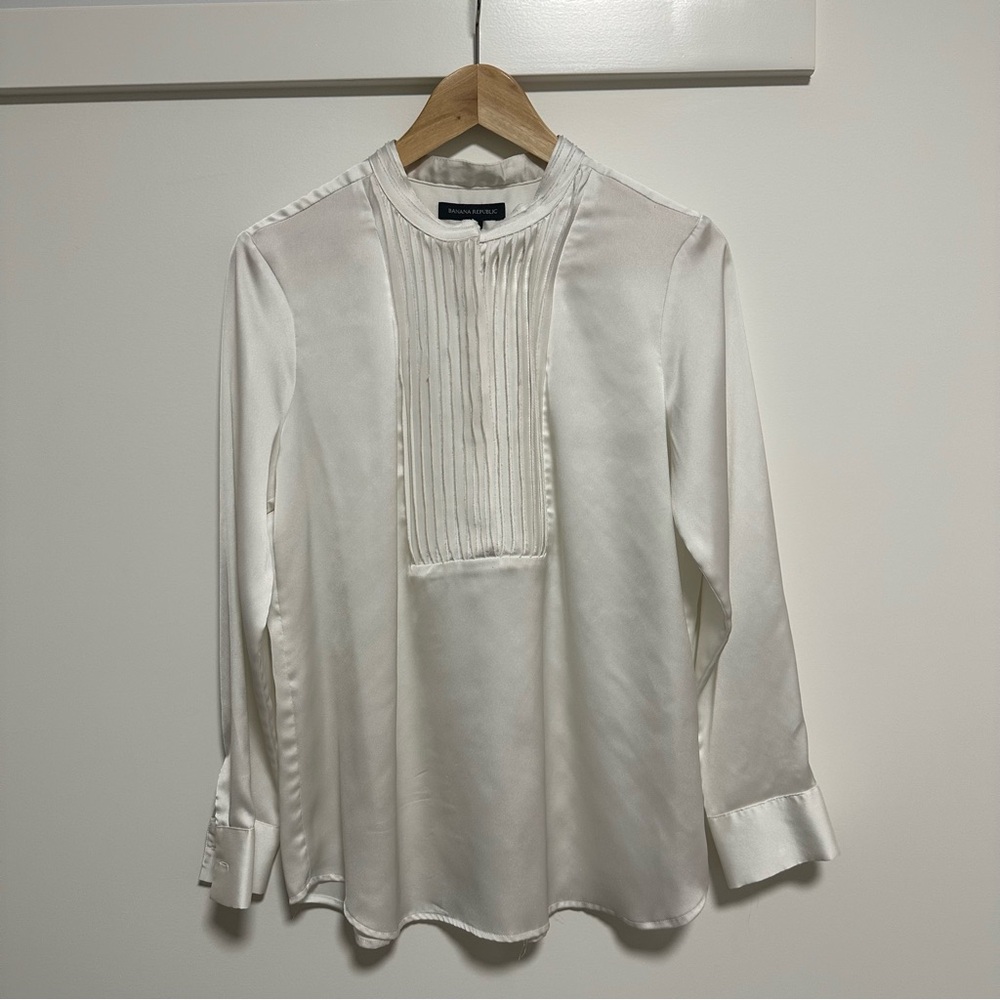 Banana Republic Ivory Pleated Blouse